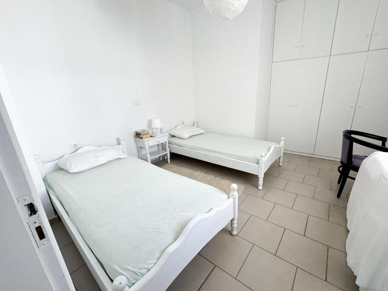 Akrata V Apartment ภายนอก รูปภาพ